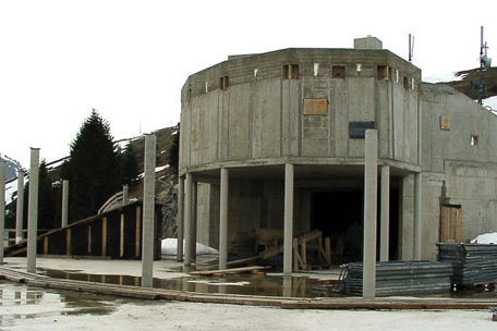 Bauunternehmung-Karl-Gerg-Alpinbaustellen-Brauneck-Bergstation-mit-Restaurant-Bauphase Bauunternehmung-Karl-Gerg-Alpinbaustellen-Brauneck-Bergstation-mit-Restaurant-Bauphase