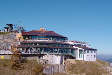 Bauunternehmung-Karl-Gerg-Alpinbaustellen-Brauneck-Bergstation-mit-Restaurant Bauunternehmung-Karl-Gerg-Alpinbaustellen-Brauneck-Bergstation-mit-Restaurant